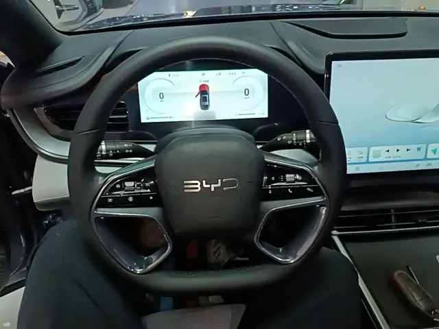 BYD Seal — Фото автомобиля 10