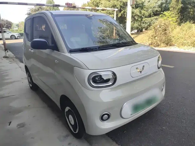 Wuling Hongguang Mini EV — Фото автомобиля 3