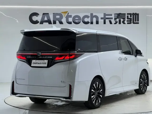 Toyota Vellfire — Фото автомобиля 5