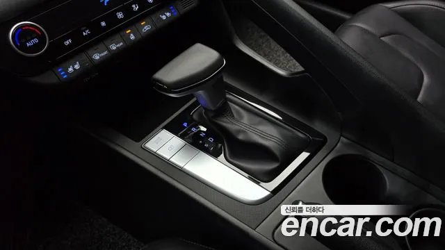 Hyundai Avante — Фото автомобиля 12