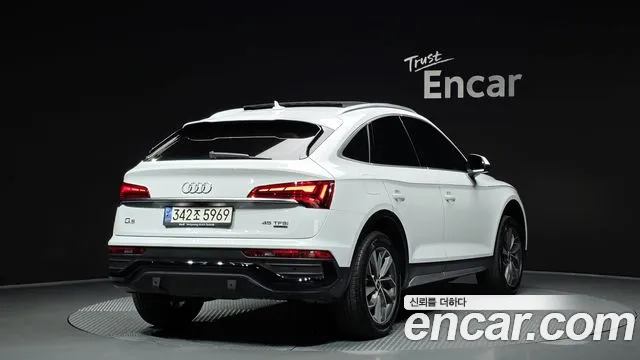 Audi Q5 45 TFSI quattro Sportback — Фото автомобиля 2