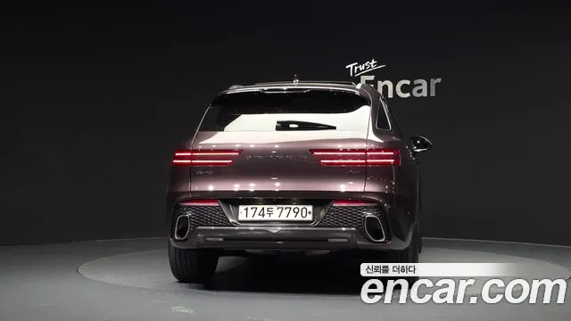Genesis GV70 — Фото автомобиля 4