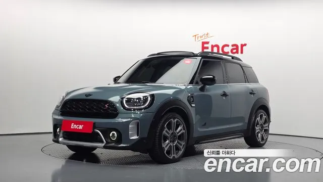 Фотография автомобиля — MINI Countryman