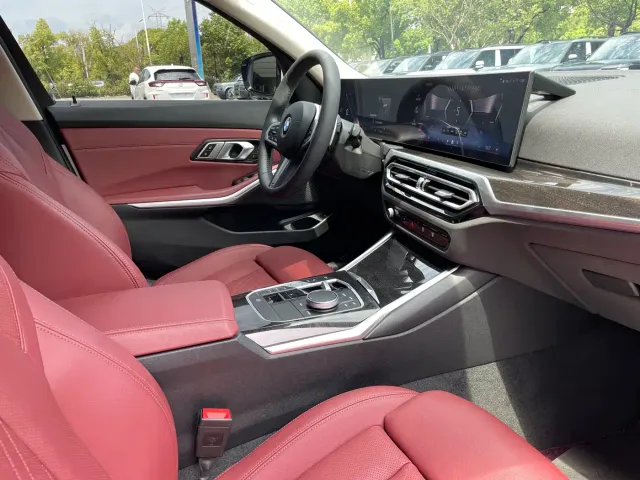 BMW 3 Series — Фото автомобиля 19