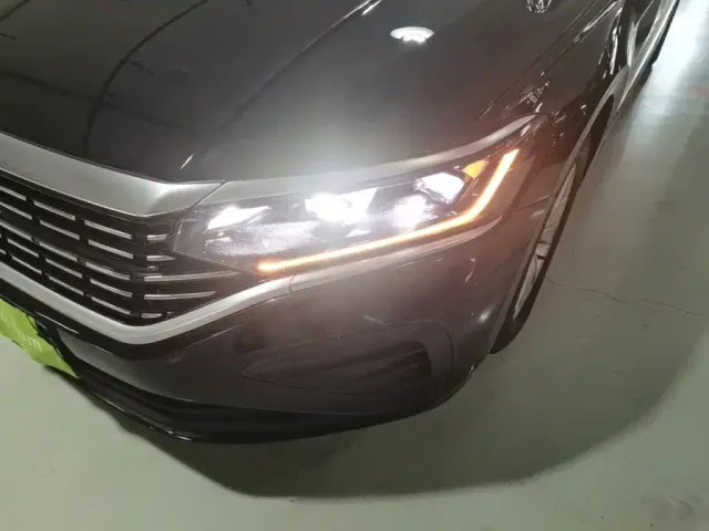 Volkswagen Passat — Фото автомобиля 23
