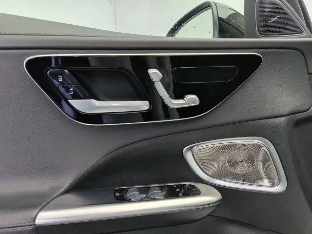Mercedes-Benz C-Class — Фото автомобиля 17