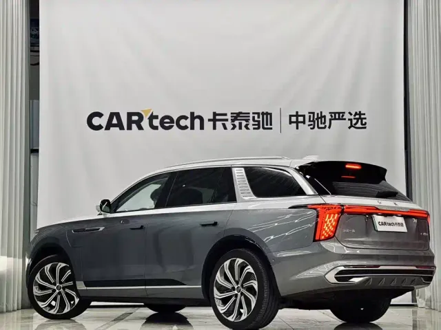 Hongqi E-HS9 — Фото автомобиля 6