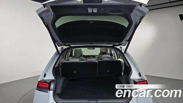 Hyundai Ioniq 5 — Фото автомобиля 24