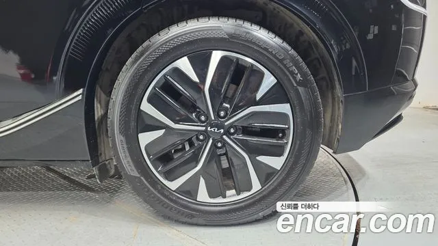 Kia EV6 — Фото автомобиля 18