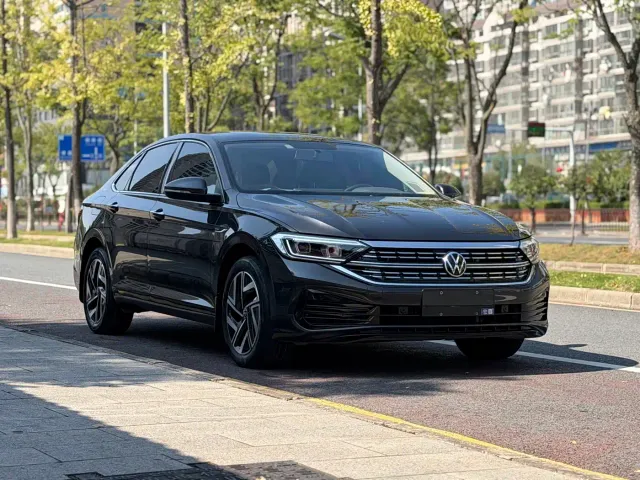 Volkswagen Sagitar — Фото автомобиля 3