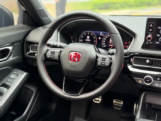 Honda Civic — Фото автомобиля 12