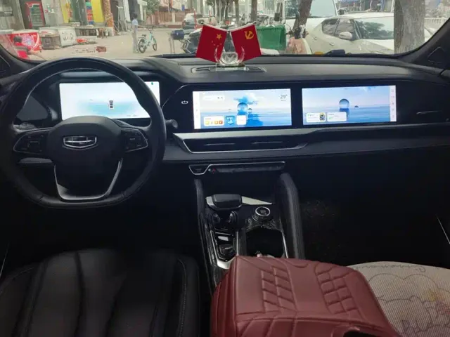 Geely Xingyue L — Фото автомобиля 12