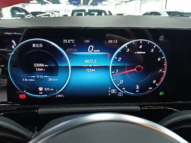 Mercedes-Benz GLA-Class — Фото автомобиля 11