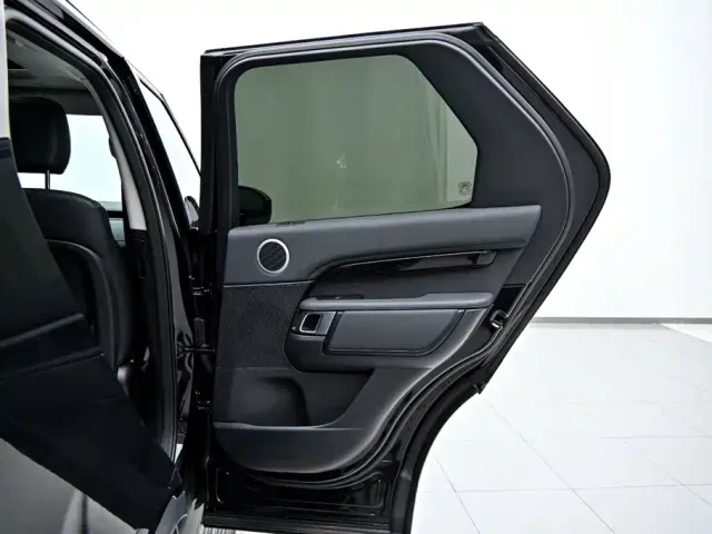 Land Rover Discovery — Фото автомобиля 22