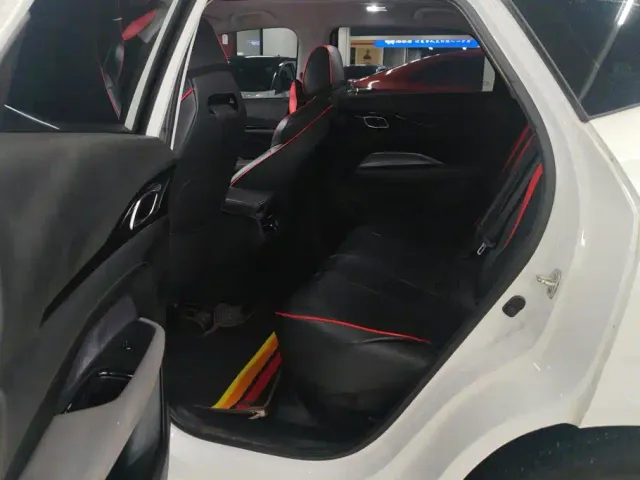 Changan Oshan Changan Oshan Z6 2023 Blue Whale 1.5T DCT Smart Premium — Фото автомобиля 11