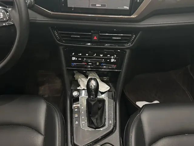 Volkswagen Tharu — Фото автомобиля 7
