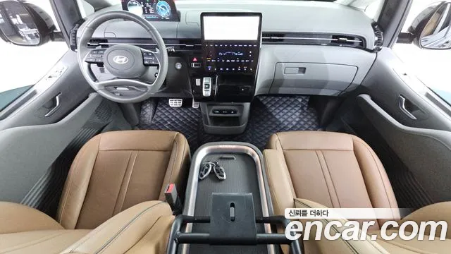 Hyundai Staria Staria — Фото автомобиля 7