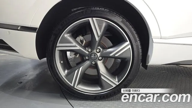Genesis GV80 2.5T Бензин 2WD — Фото автомобиля 4