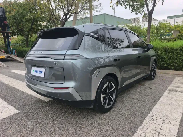GAC Aion Y — Фото автомобиля 3
