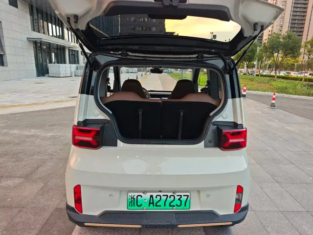 Wuling Hongguang Mini EV — Фото автомобиля 20