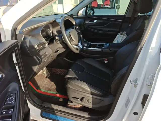 Hyundai Santa Fe — Фото автомобиля 14