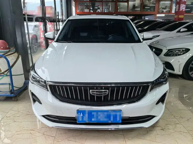 Geely Emgrand — Фото автомобиля 2
