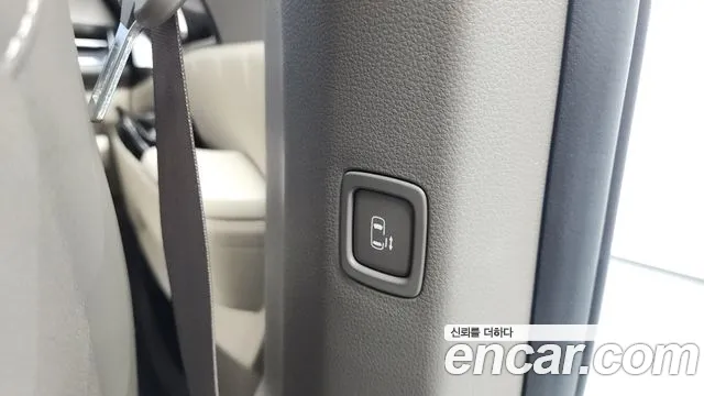 Kia Canival Carnival 4 поколение Дизель 9 мест Hi-Limousine — Фото автомобиля 28