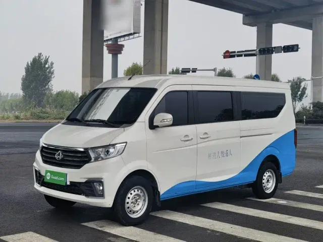 Фотография автомобиля — Changan Kuayue Kuayuexing V5