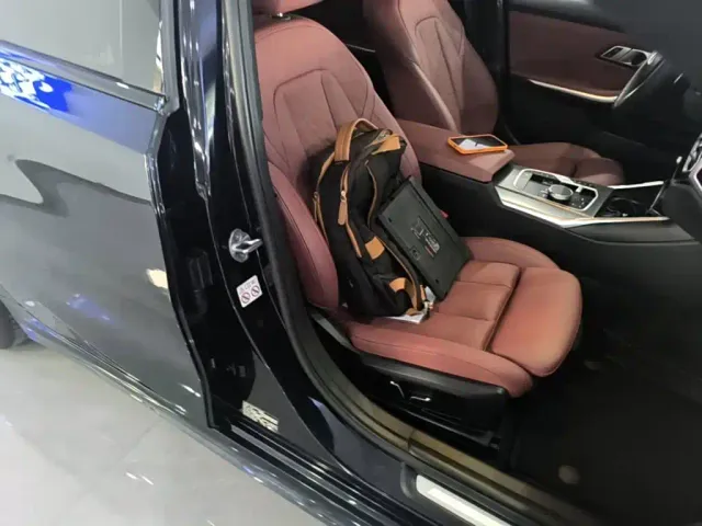 BMW 3 Series — Фото автомобиля 19