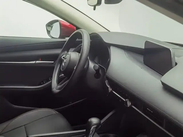 Mazda Axela — Фото автомобиля 22