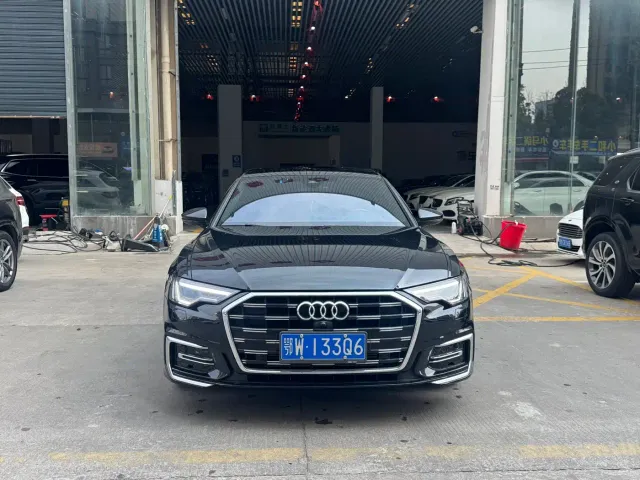 Audi A6L — Фото автомобиля 2