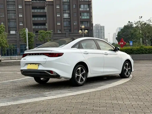 Geely Emgrand L 2022 1.4T CVT Flagship — Фото автомобиля 7