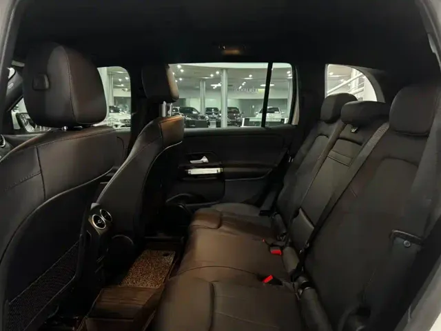 Mercedes-Benz GLB-Class — Фото автомобиля 14