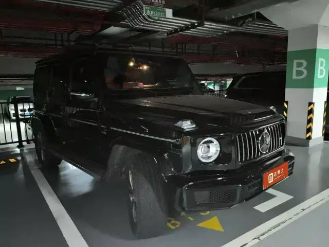 Mercedes-Benz Mercedes-Benz G-Class 2024 G 500 — Фото автомобиля 2