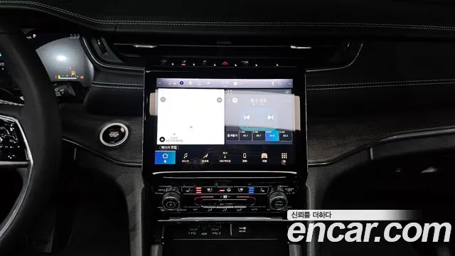 Jeep Cherokee Grand Cherokee(WL) 3.6 Overland — Фото автомобиля 15