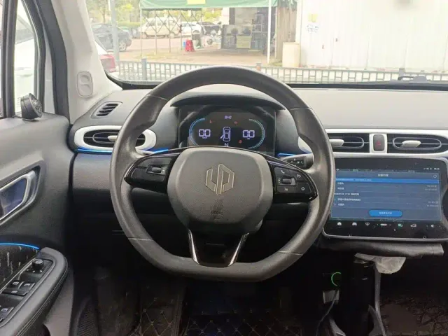 Leapmotor T03 — Фото автомобиля 2