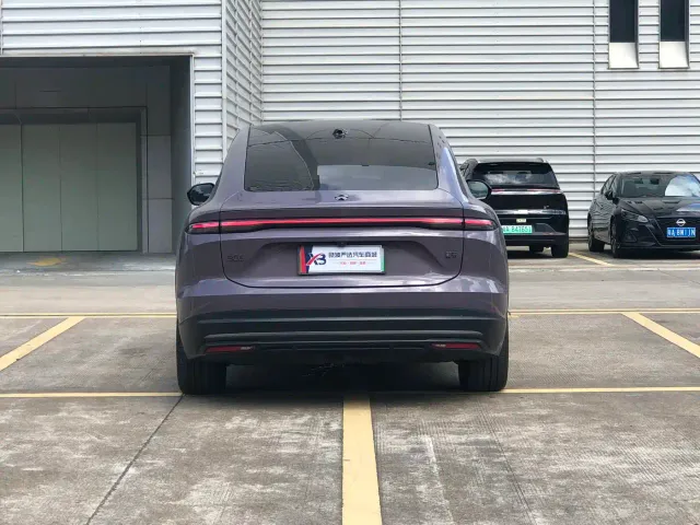 Nio EC6 — Фото автомобиля 5