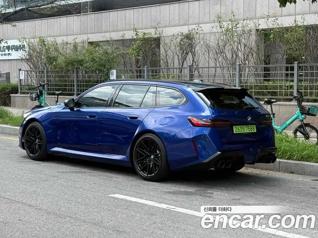 BMW M5 G90 — Фото автомобиля 5