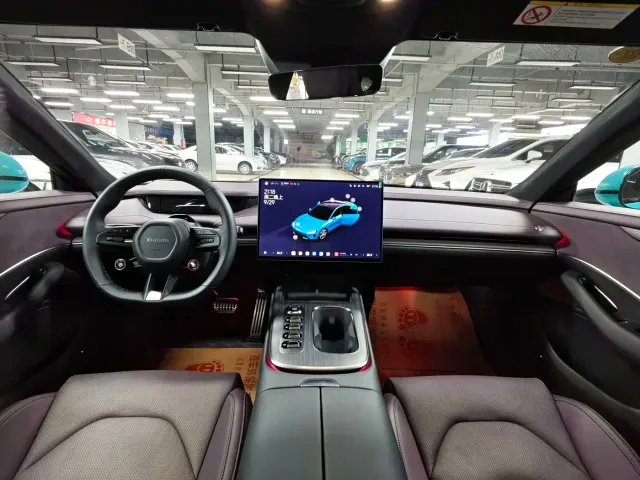 Xiaomi SU7 — Фото автомобиля 7