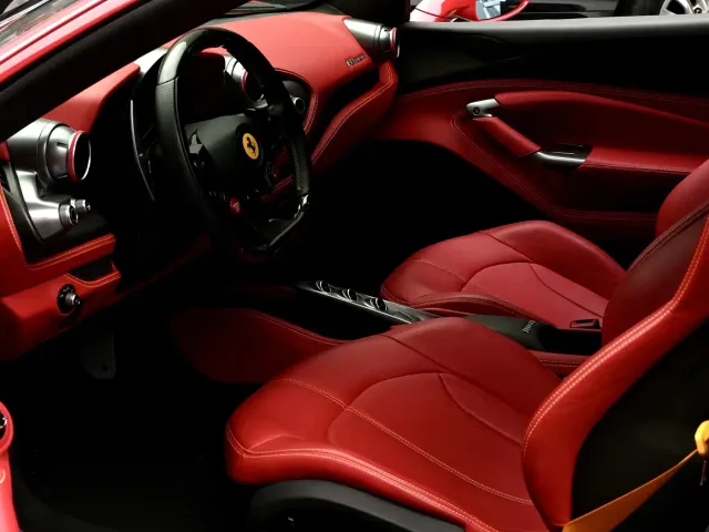 Ferrari F8 — Фото автомобиля 8