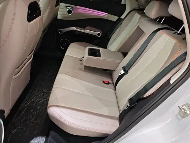 BYD Yuan PLUS — Фото автомобиля 16