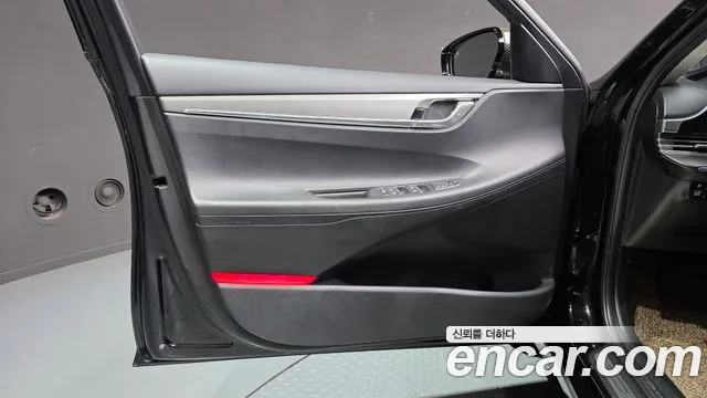 Hyundai Grandeur — Фото автомобиля 24