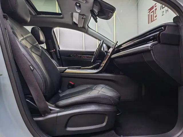 Geely Galaxy L6 — Фото автомобиля 11