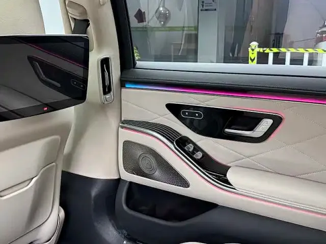 Mercedes-Benz S-Class — Фото автомобиля 13