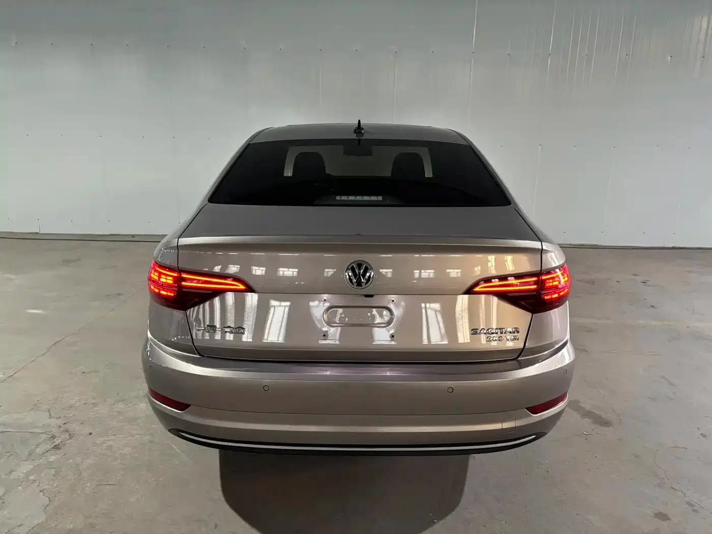 Volkswagen Sagitar 2022 280TSI DSG Surpassing Edition — Фото автомобиля 4