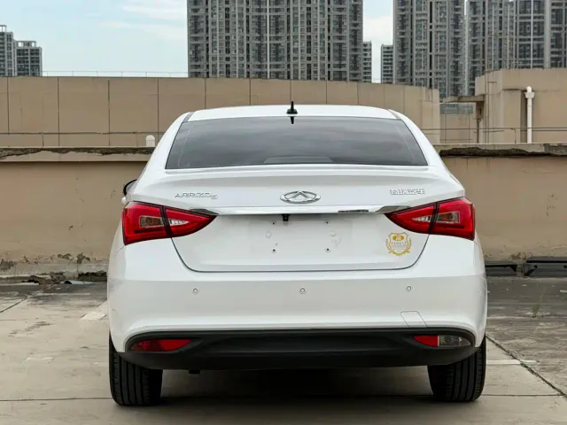 Chery Arrizo 5 — Фото автомобиля 6