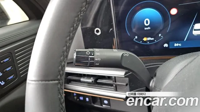 Hyundai Santafe Santa Fe (MX5) Бензин 2.5T 2WD — Фото автомобиля 30