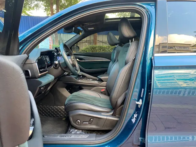 Geely Xingyue L — Фото автомобиля 11