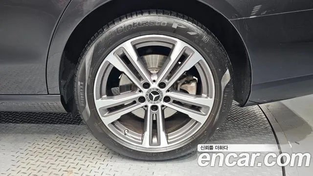 Mercedes-Benz E-Class E-класс W213 E350 4MATIC Avantgarde — Фото автомобиля 20