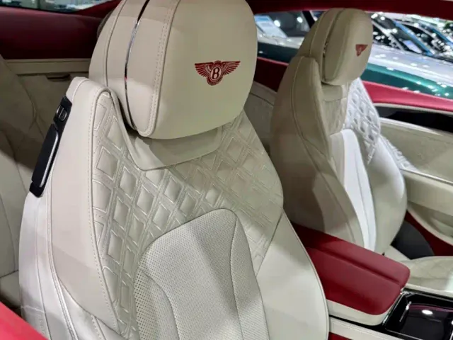 Bentley Continental — Фото автомобиля 4